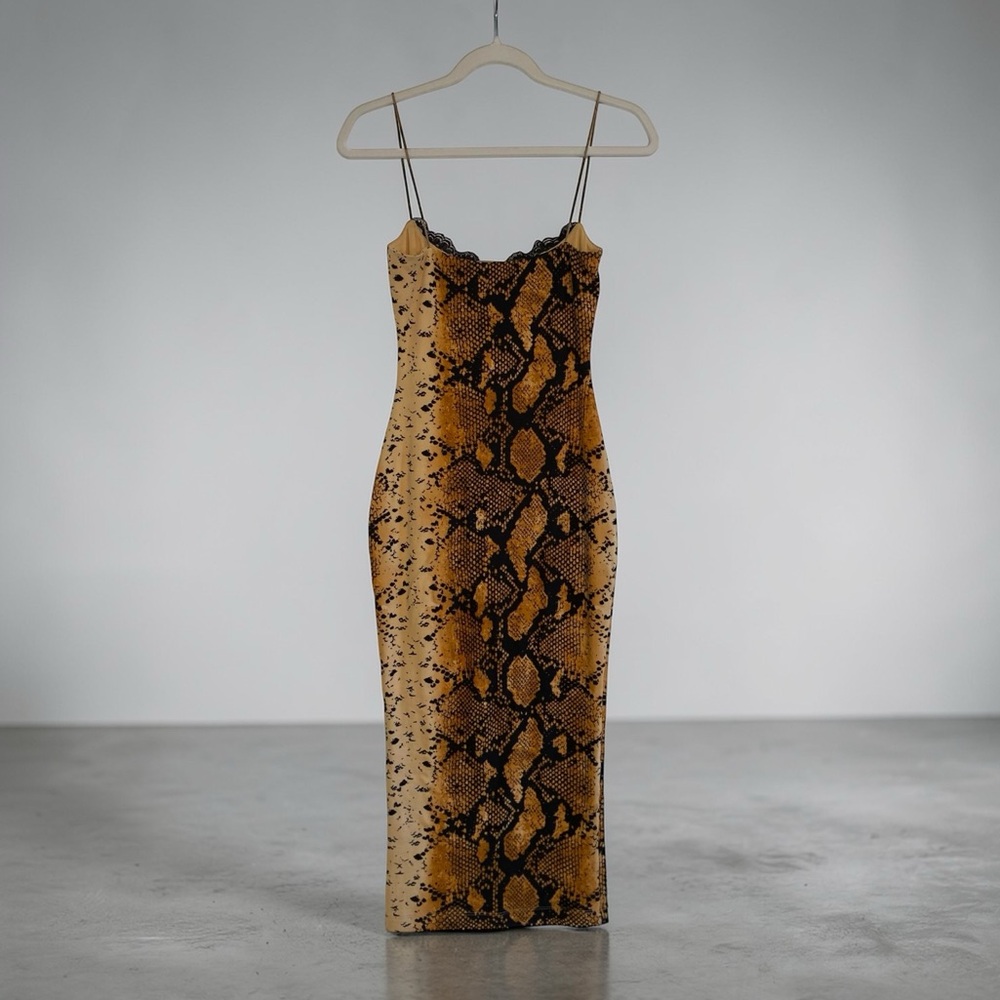 Jluxelabel Snake Print Midi Dress